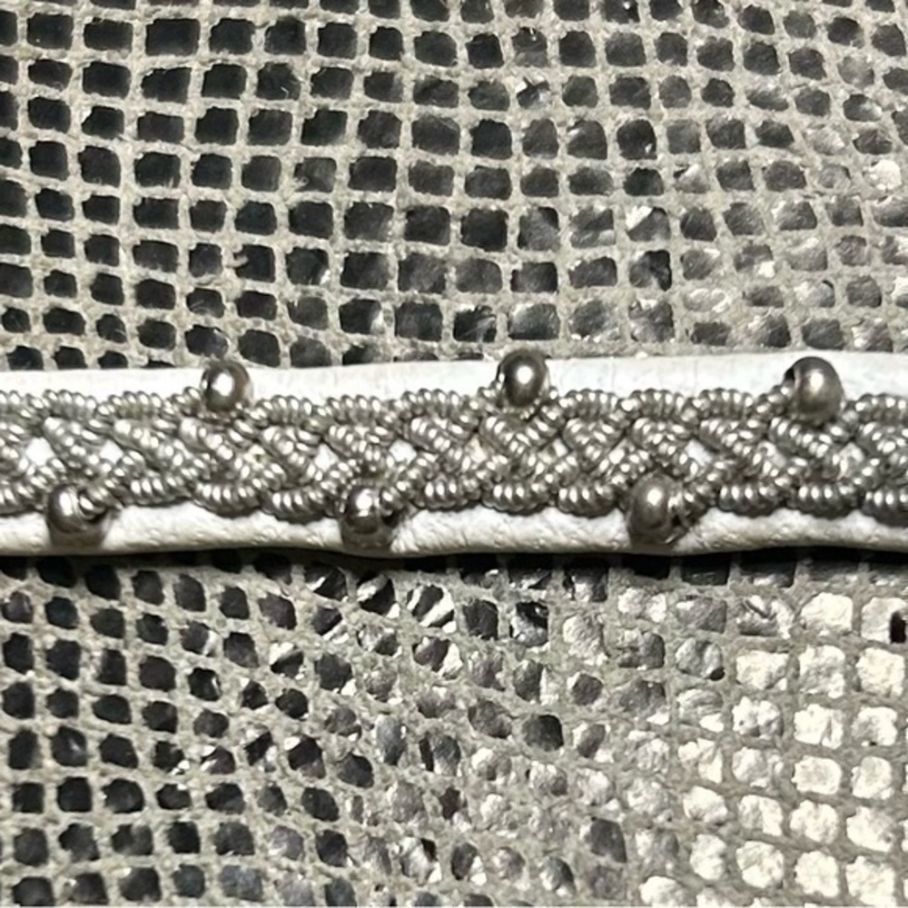 Traditional Sámi White Leather Bracelet